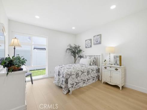 3361  Saint Albans  , Los Alamitos, CA