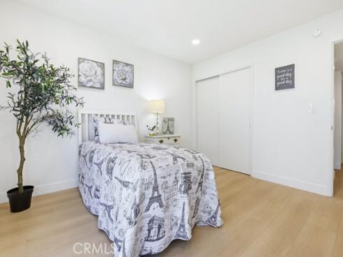 3361  Saint Albans  , Los Alamitos, CA