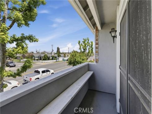 3342  Bradbury  20  Road, Los Alamitos, CA