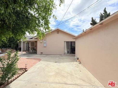 3001  Saint Albans   Drive, Los Alamitos, CA