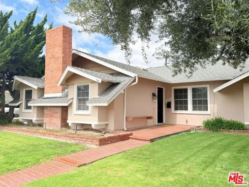 3001  Saint Albans   Drive, Los Alamitos, CA