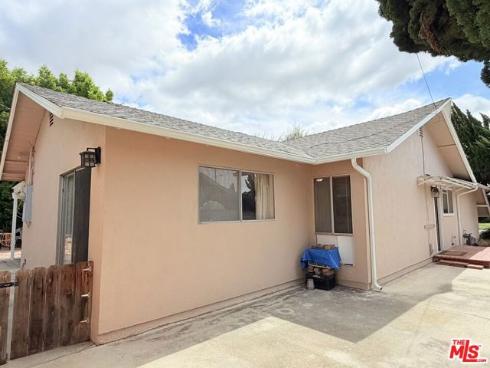 3001  Saint Albans   Drive, Los Alamitos, CA