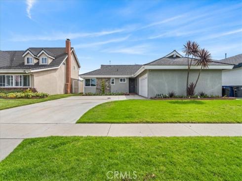 11852  Reagan   Street, Los Alamitos, CA