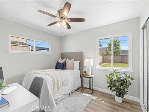 11852  Reagan   Street, Los Alamitos, CA