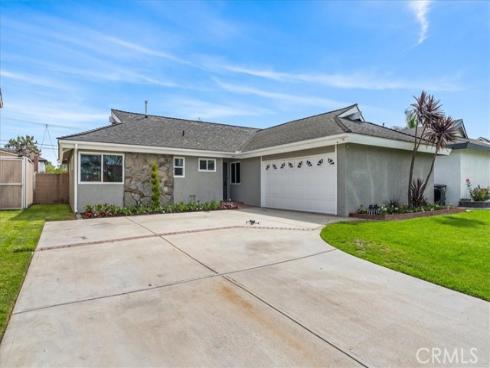 11852  Reagan   Street, Los Alamitos, CA