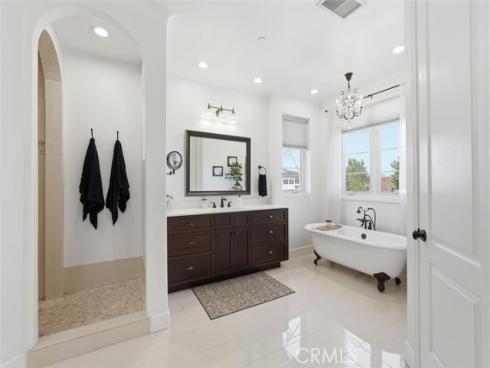 12442  Christy  , Los Alamitos, CA