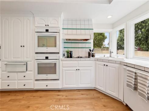 3631  Toland Ave  , Los Alamitos, CA