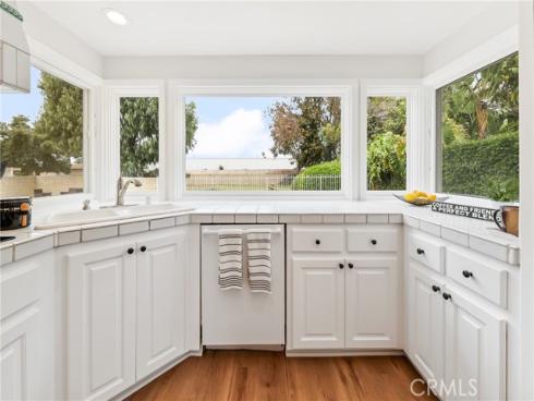 3631  Toland Ave  , Los Alamitos, CA