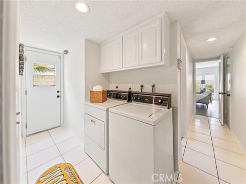 3631  Toland Ave  , Los Alamitos, CA