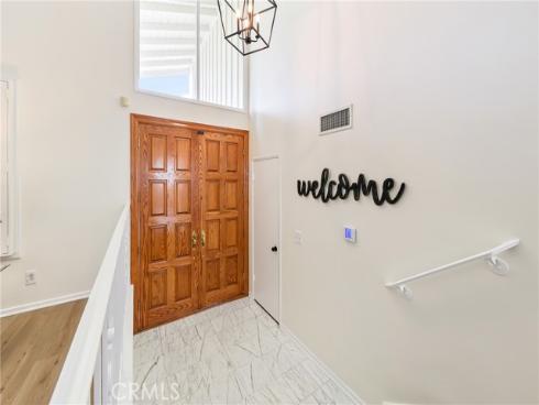 3631  Toland Ave  , Los Alamitos, CA