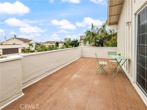 3631  Toland Ave  , Los Alamitos, CA