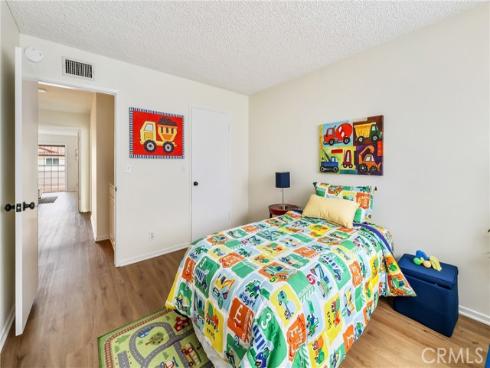 3631  Toland Ave  , Los Alamitos, CA