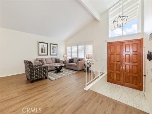 3631  Toland Ave  , Los Alamitos, CA