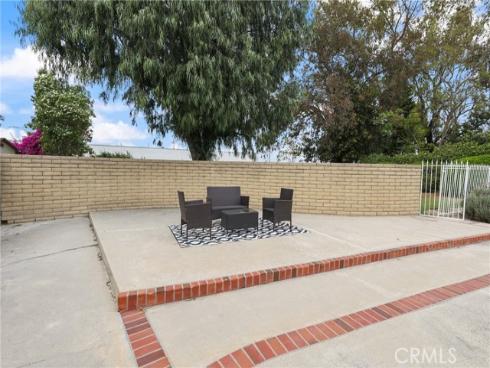 3631  Toland Ave  , Los Alamitos, CA