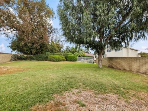 3631  Toland Ave  , Los Alamitos, CA