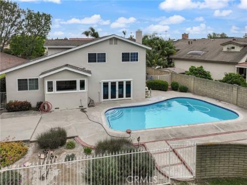 3631  Toland Ave  , Los Alamitos, CA
