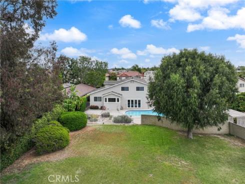 3631  Toland Ave  , Los Alamitos, CA