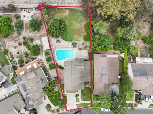3631  Toland Ave  , Los Alamitos, CA