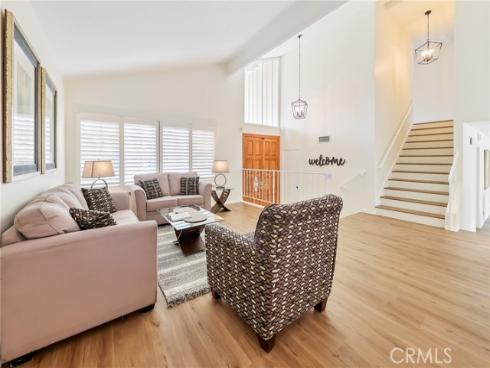 3631  Toland Ave  , Los Alamitos, CA