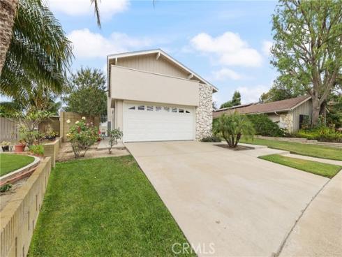 3631  Toland Ave  , Los Alamitos, CA