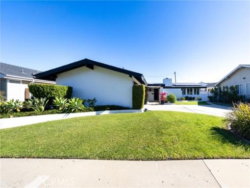 12746  Martha Ann   Drive, Los Alamitos, CA