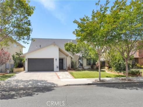 10301 Humbolt Street