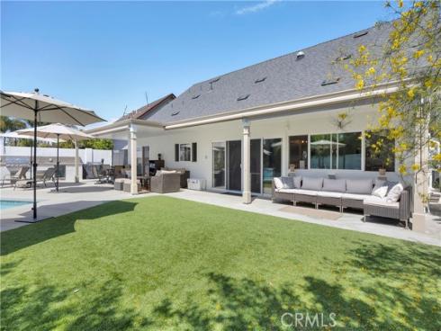 10301  Humbolt   Street, Los Alamitos, CA