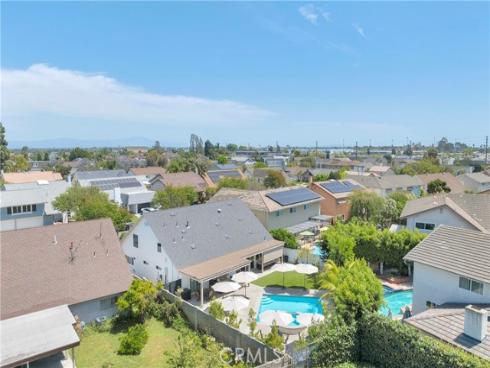 10301  Humbolt   Street, Los Alamitos, CA