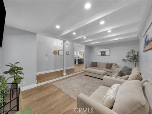 10301  Humbolt   Street, Los Alamitos, CA