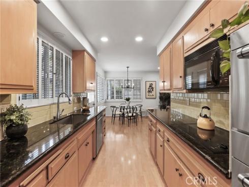 3682 La Colmena Way , Los Alamitos, CA