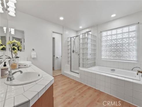 3682 La Colmena Way , Los Alamitos, CA