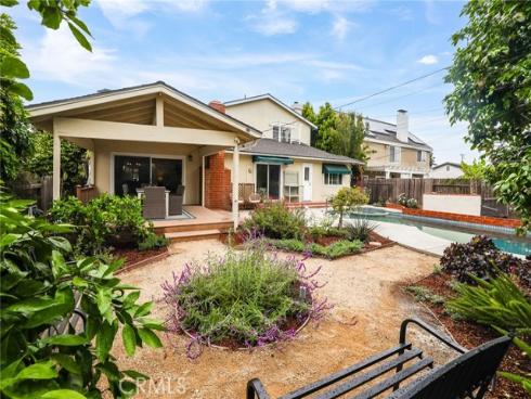 3682 La Colmena Way , Los Alamitos, CA