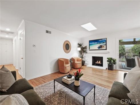 3682 La Colmena Way , Los Alamitos, CA