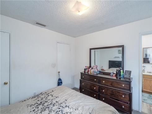 10921  Walnut  , Los Alamitos, CA