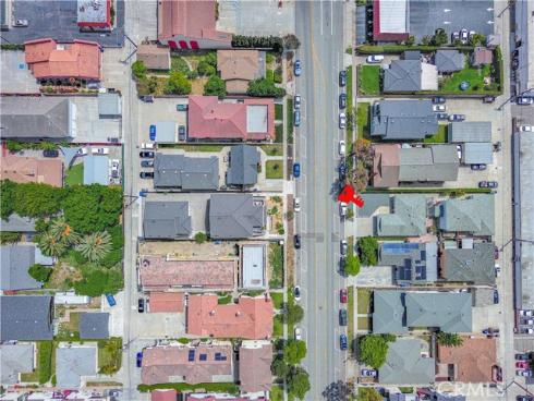 10921  Walnut  , Los Alamitos, CA