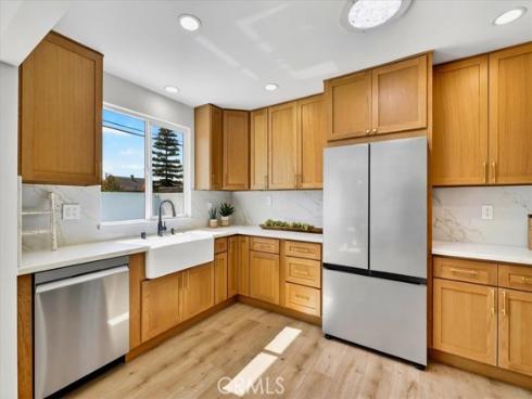 11131  Ticonderoga  , Los Alamitos, CA