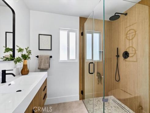 11131  Ticonderoga  , Los Alamitos, CA