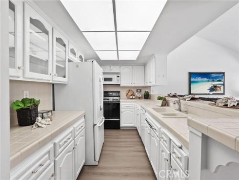 10371 Humbolt Street , Los Alamitos, CA