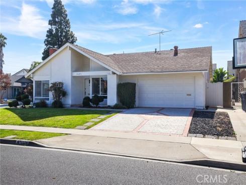 10371 Humbolt Street , Los Alamitos, CA
