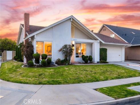 10371 Humbolt Street , Los Alamitos, CA