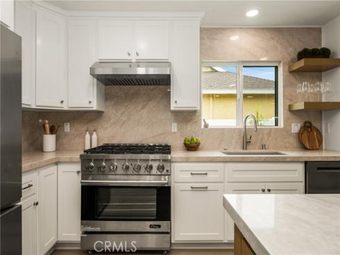 3721 La Colmena Way, Los Alamitos, CA