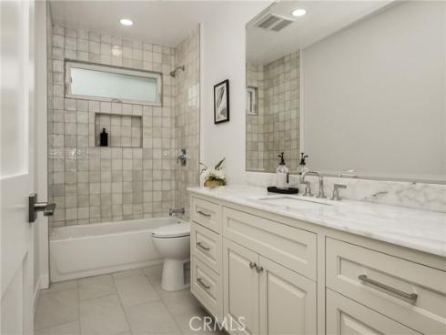 3721 La Colmena Way, Los Alamitos, CA