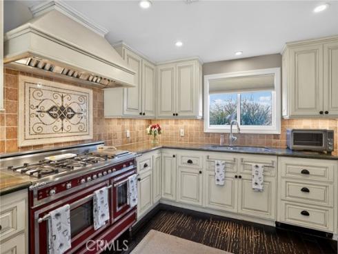 5052 Howard Avenue, Los Alamitos, CA