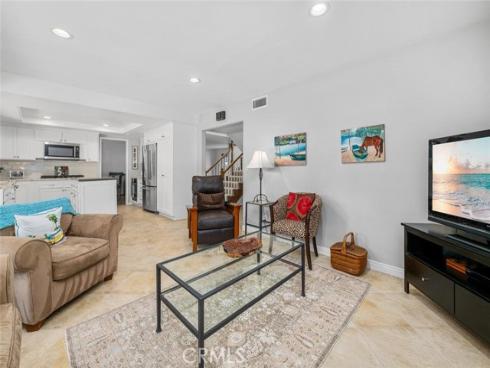 3902 Toland , Los Alamitos, CA
