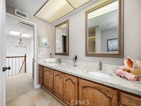 3902 Toland , Los Alamitos, CA