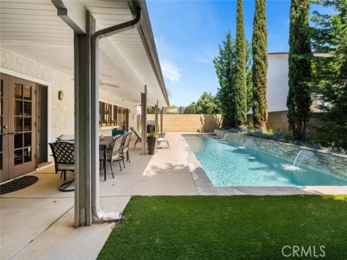 3902  Toland  , Los Alamitos, CA