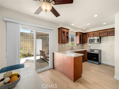 3342 Bradbury 10 , Los Alamitos, CA