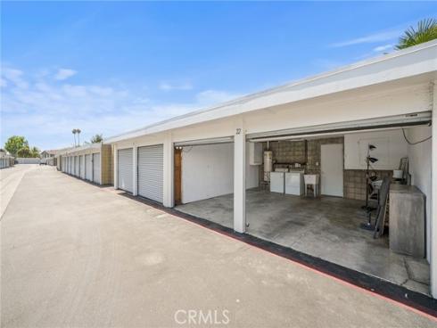 3342  Bradbury  22 , Los Alamitos, CA