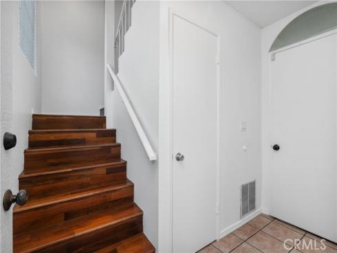 3876 Howard 7 Avenue, Los Alamitos, CA