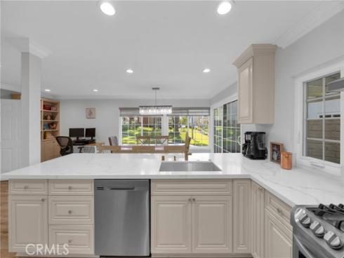 12341  Glacier  , Los Alamitos, CA